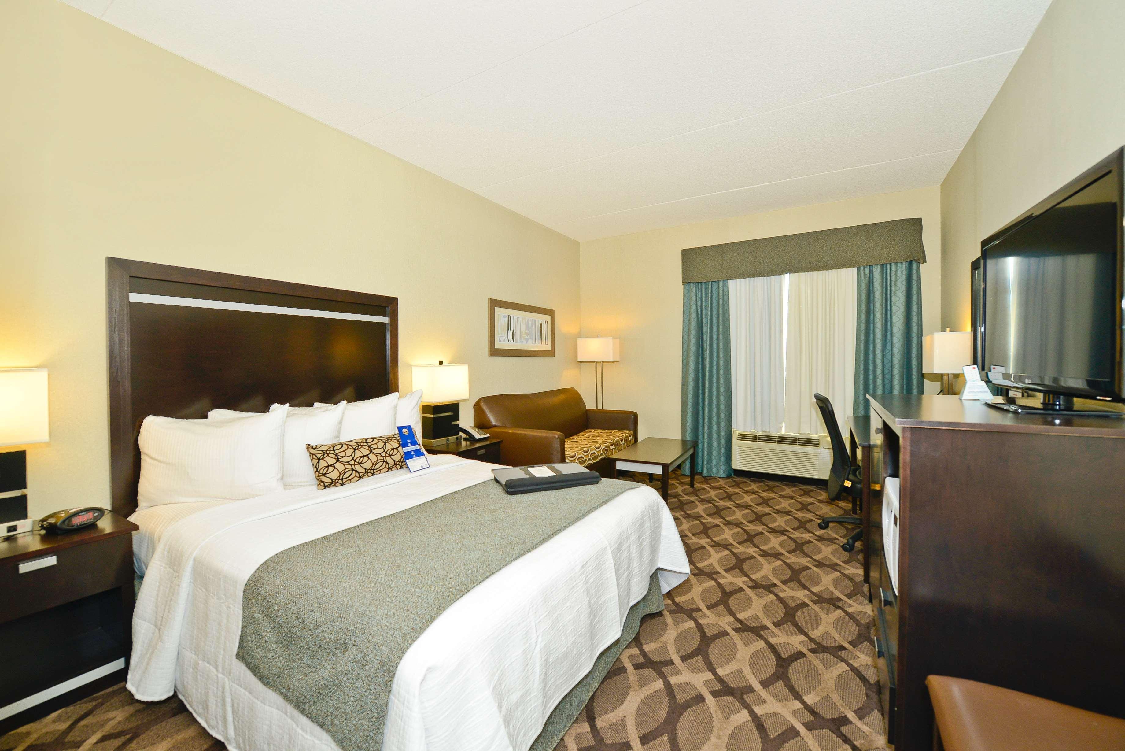 Best Western Plus Travel Hotel Toronto Airport Phòng bức ảnh