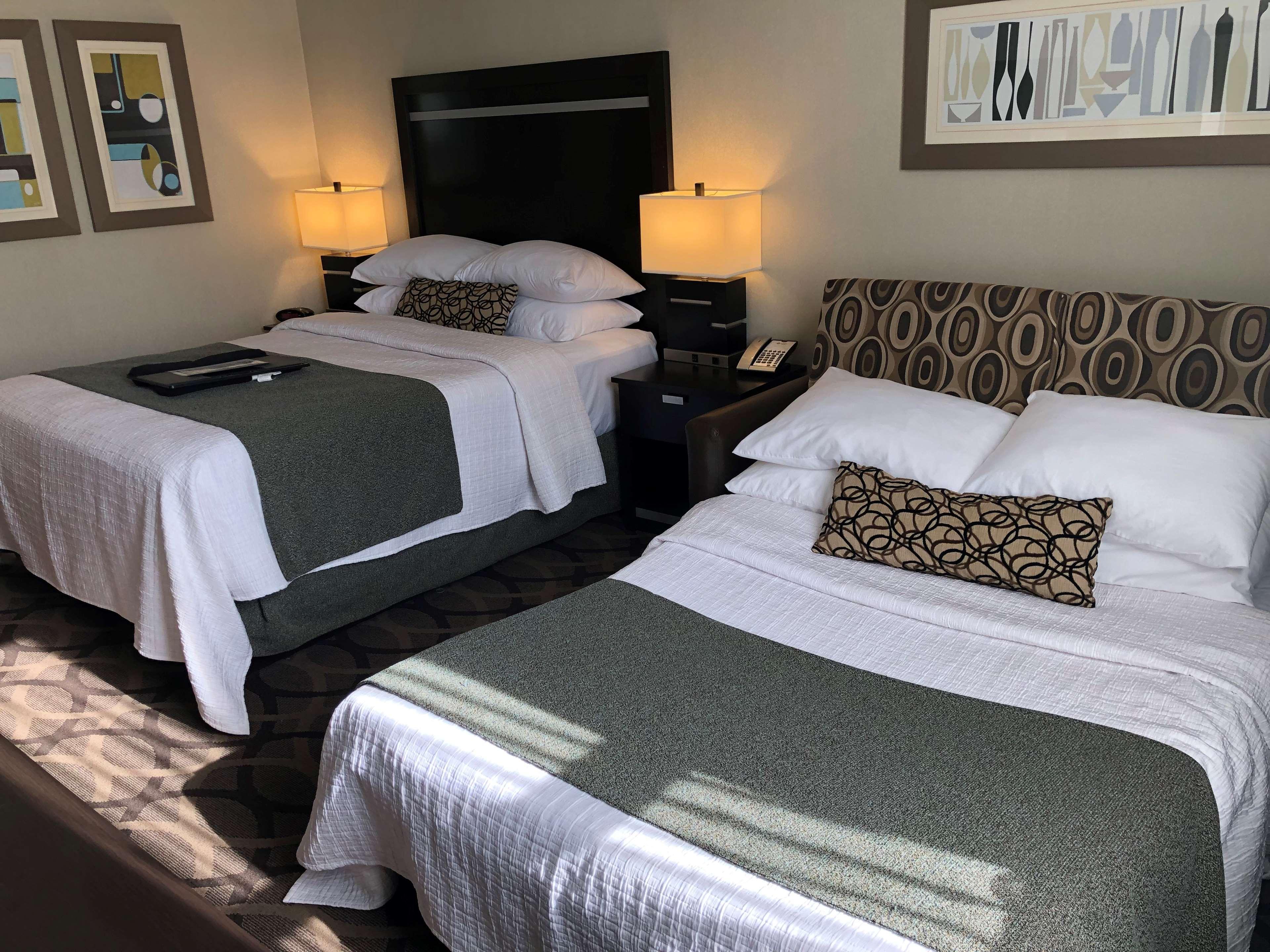 Best Western Plus Travel Hotel Toronto Airport Ngoại thất bức ảnh