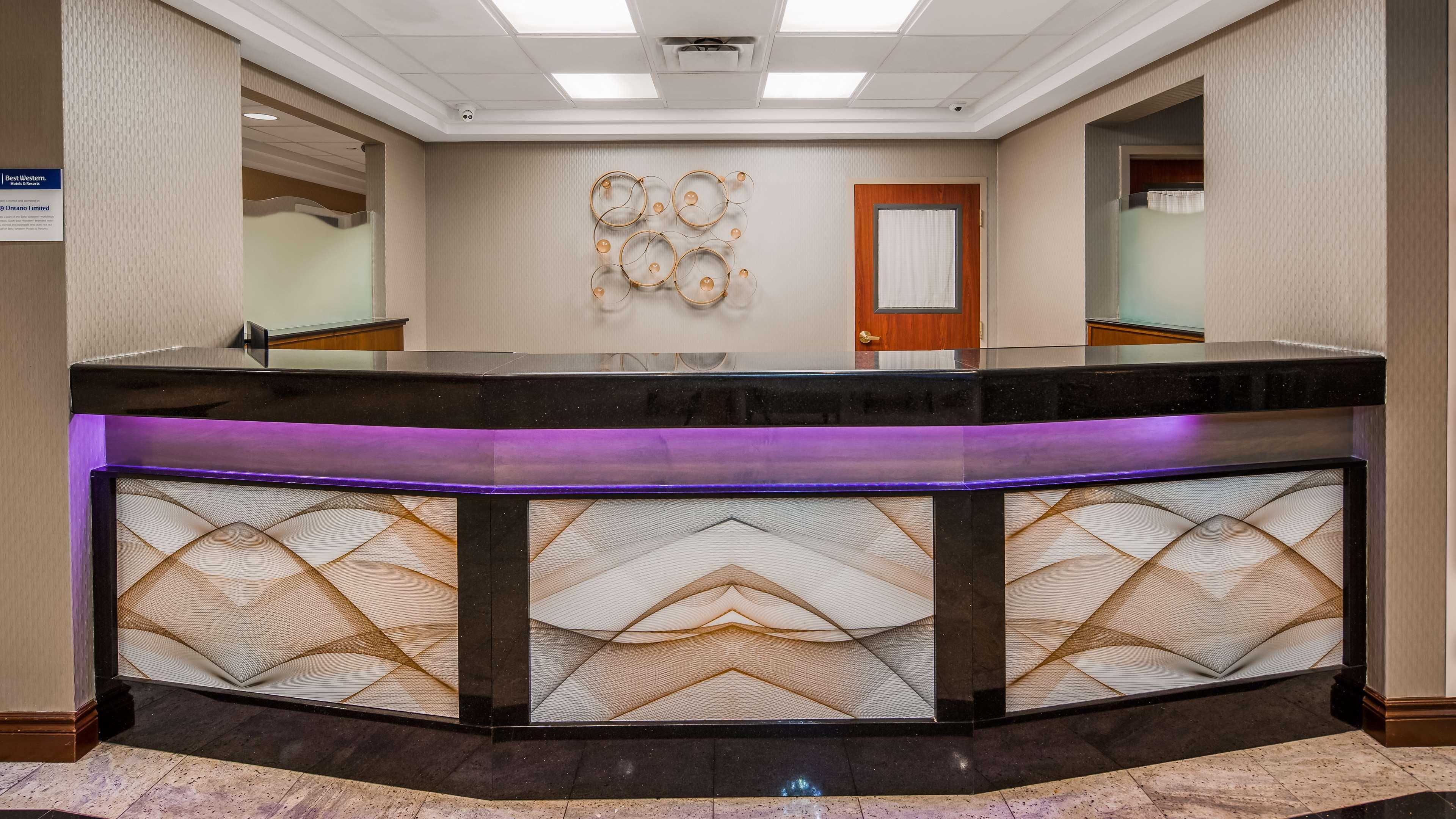 Best Western Plus Travel Hotel Toronto Airport Ngoại thất bức ảnh