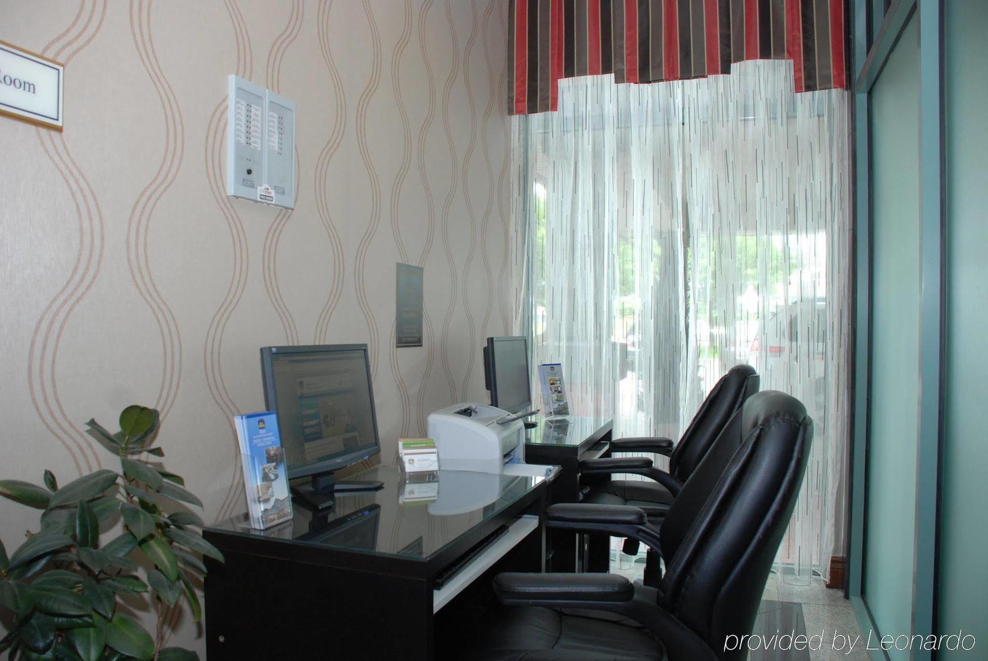 Best Western Plus Travel Hotel Toronto Airport Ngoại thất bức ảnh